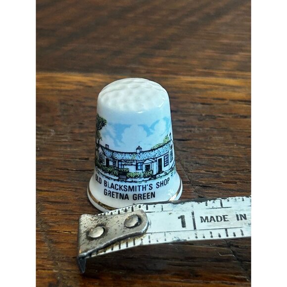 Old Blacksmiths Shop Gretna Green Bone China Thimble British Made Collectible So - Picture 3 of 4